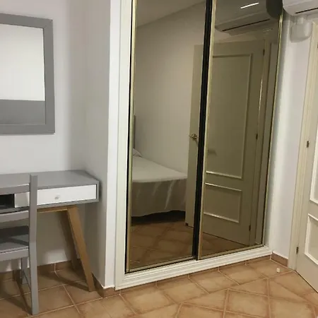 Jaen 8-fuengirola Apartamento *